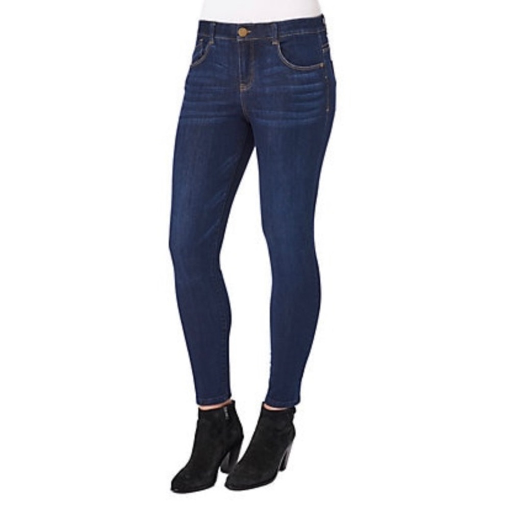 Democracy Sol Jeans NWOT